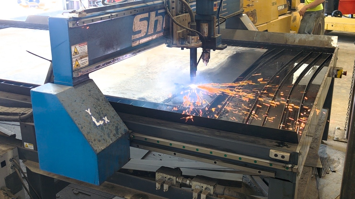 CNC plasma cutting machine